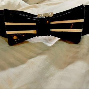 White House Black Market Adorable Black and White Belt